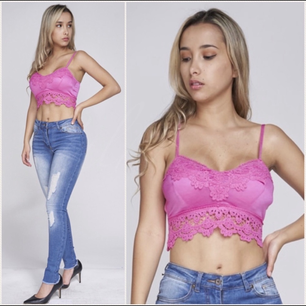 🆕 🎉 Pink Crochet Crop Top/Bralette - Picture 2 of 3